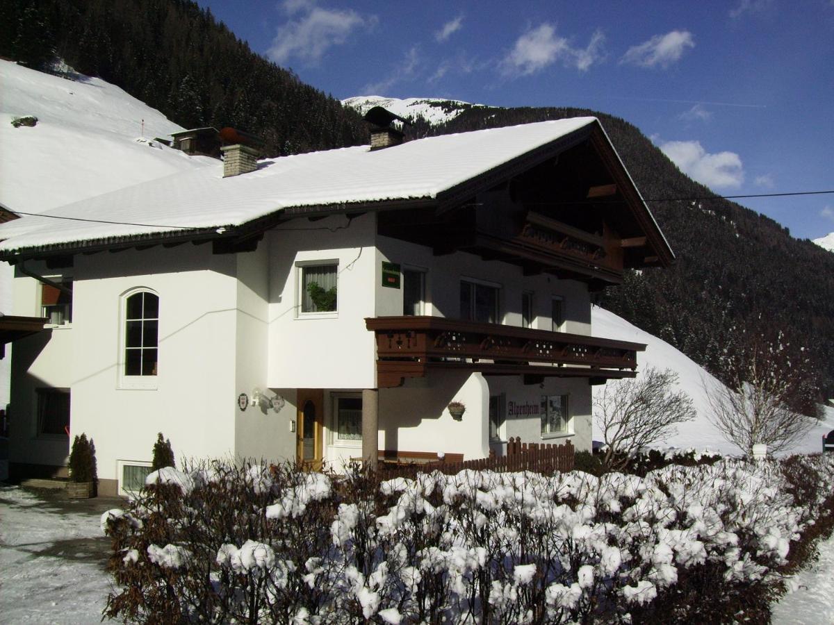 Ferienwohnung Alpenheim Tux Exterior photo